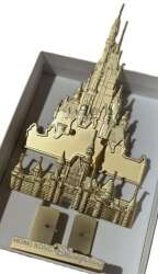 113827 - Castle of Magical Dreams - Gold Multi-piece Jumbo Castle - Hong Kong Disneyland alternate image