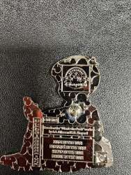 113938 - Winnie the Pooh - Winnie the Pooh and Christopher Robin Reading Pin Set alternate image