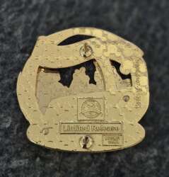 113954 - runDisney: Disneyland Half-Marathon Weekend - Alice & Mad Hatter - Disneyland Half Marathon 2013 - Disneyland Resort alternate image