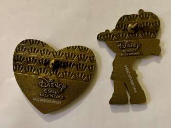 'Hot Topic - Disney - Vanellope Pin Set - LFLY'
