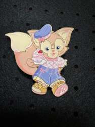 Linabell with Strawberry Cupcake