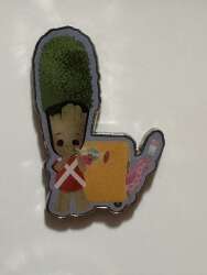 Buckingham Palace Guard Groot