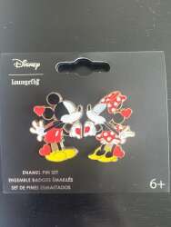 114482 - BoxLunch - Disney - Mickey and Minnie Kissing 2 Pin Set - Loungefly alternate image