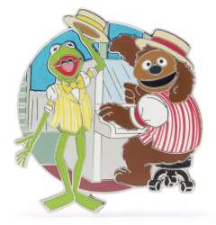 Kermit & Rowlf at Casey’s Corner