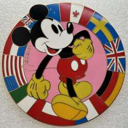 Mickey - Circle of Flags - Pink
