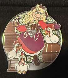 Ms Piggy as Redd - Pirates of the Caribbean