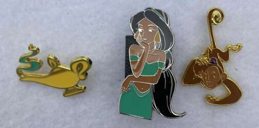 115113 - Bioworld - Bioworld Jasmine 3 pin set - Disney Licensed alternate image