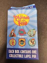 'Hot Topic - Phineas And Ferb Character Blind Box - Perry the Platypus and Dr. Doofenshmirtz - DLIC'