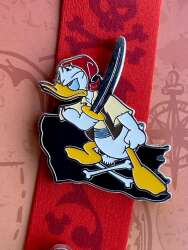 115616 - Pirates of the Caribbean Mickey & Friends Starter Set - Disneyland Resort alternate image