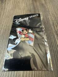 'Mickey with Holograph American Flag - DSUS'