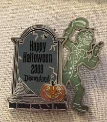 115966 - Happy Halloween 2008 --The Haunted Mansion - Ezra - Disneyland Resort alternate image