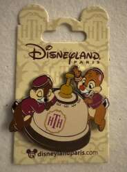 77567 - Characters in Tower of Terror - Bellhop Chip & Dale - Disneyland Resort Paris alternate image