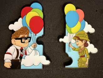 'Hot Topic - Pixar - Carl &amp; Ellie Balloon Pin Set - LFLY'