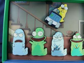 116247 - SDCC 2025 Exclusive Hulu Solar Opposites Final Season Pin Set - SDCC 2025 Exclusive Hulu Solar Opposites Final Season 5 Pin Set - Disney Licensed alternate image