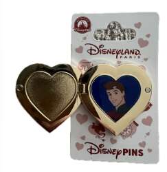 116282 - Valentine's Day heart - Phillip - Disneyland Resort Paris alternate image