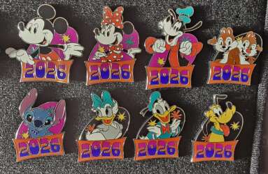 Mickey Mouse and Friends 2026 Mystery Collection - Complete Set