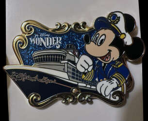 Mickey / Disney Wonder