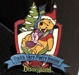 DLR Pooh’s Very Merry Holiday with Pooh & Piglet