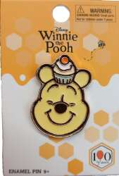 Pooh Bear with Cupcake