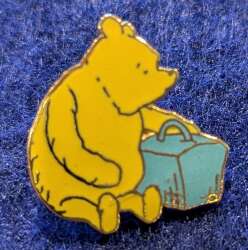 Pooh with suitcase