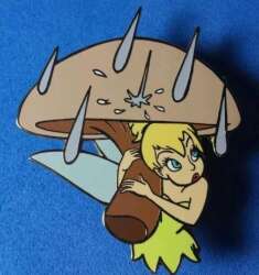 117226 - Tinker Bell Under Mushroom - Disney Auctions alternate image