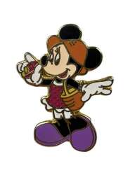 Minnie Tourist with Binoculars and Basket