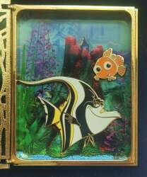 117674 - Walt Disney World Jumbo Hinged Stained Glass Storybook Series - Finding Nemo - Walt Disney World alternate image