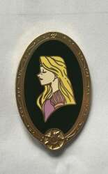 118346 - Fantasy Pin Series: Amanda Baldwin - Couple Cameo Pins - Rapunzel - Fantasy Unlicensed alternate image