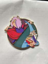118378 - Fantasy Pin Series: Le Caillou Magicue - Upside Down Collection - Merlin the Wizard and Madame Mim - Fantasy Unlicensed alternate image