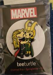Chibi Thor hugging Loki