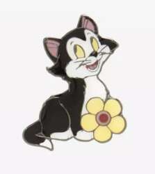 Figaro with flower