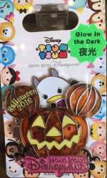 119025 - HKDL Halloween 2016 - Stained Glass Pumpkin Tsum Tsums — Devil Daisy and Vampire Donald - Hong Kong Disneyland alternate image
