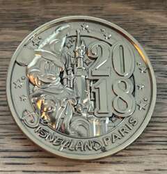 Mickey Dated Medallion - DLP