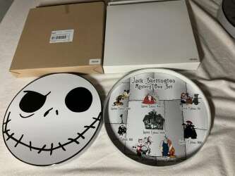 119203 - Nightmare Before Christmas 4 Pin Boxed Mystery Set - Nightmare Before Christmas 4 Pin Boxed Mystery Set - complete 8-pin set - Disney Store US alternate image
