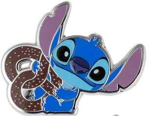 Stitch with Pretzel