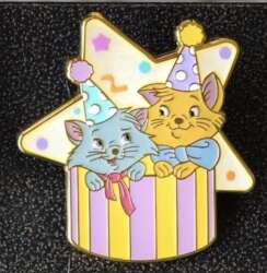 Toulouse & Berlioz - Disney Cats & Dogs ”D” Reward