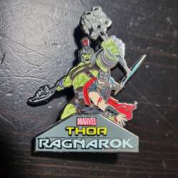 119996 - Thor Ragnarok - Thor and Hulk alternate image