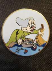 120079 - Elisabete Gomes - Dopey - Disney Auctions alternate image
