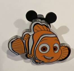 12345 - Finding Dory Booster Pack - Nemo Facing Right Only alternate image