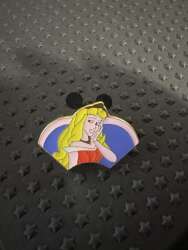 12497 - Boxed Set Disney Princesses Circle Puzzle - Princess Aurora alternate image