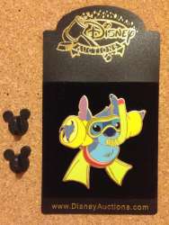 7856 - Lilo & Stitch - Stitch Snorkeling - Disney Auctions alternate image