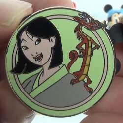 1274 - Disney's Best Friends Mystery Collection - Mulan and Mushu alternate image