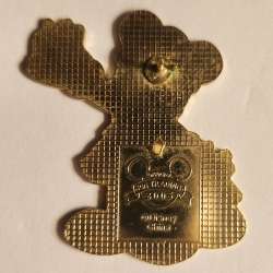 1279 - Christmas 2005 - Santa Mickey with Present alternate image