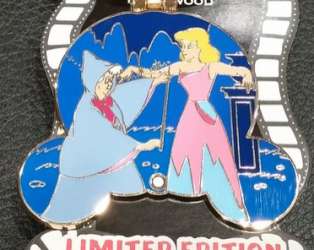 13169 - Gold Hinges - Cinderella - Disney Studio Store Hollywood / Soda Fountain alternate image