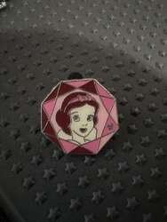 13607 - 2008 Hidden Mickey - Princess Jewels - Snow White - Disneyland Resort alternate image