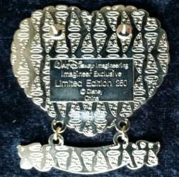 15329 - Valentine's Day - Stitch and Angel - Walt Disney Imagineering alternate image