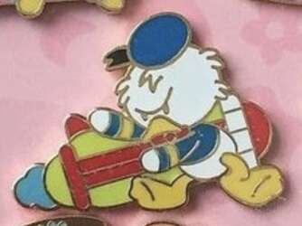 Donald Duck on Astro Orbiter