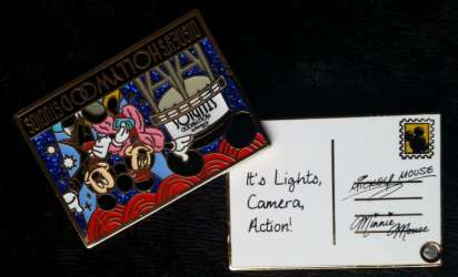 13458 - Passholder Exclusive Postcard Series - Mickey & Minnie - Walt Disney World alternate image