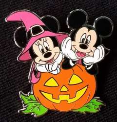 Halloween Minnie & Mickey Pumpkin