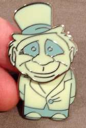 25178 - Haunted Mansion O'Pin House - Hitchhiking Ghost - Phineas Bobblehead - Disneyland Resort alternate image